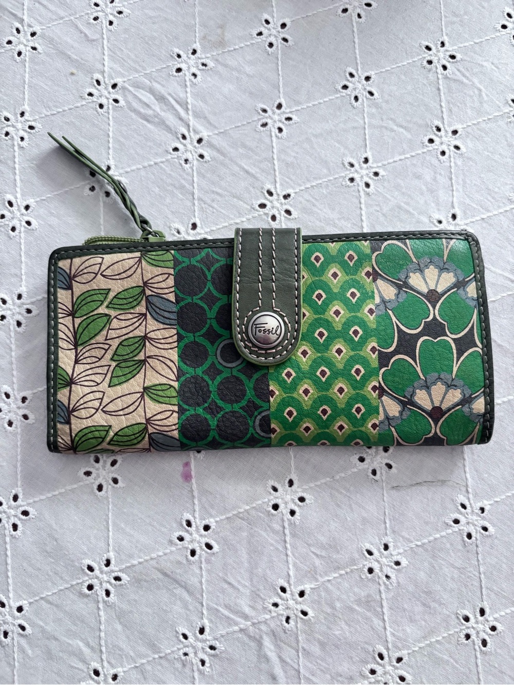 Fossil Green Patchwork Floral & Leaf Print Leather Wallet